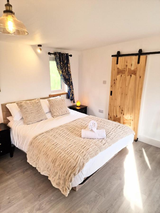 Kaoglen Lodge - Fawn Pod - Hot Tub - Dogs - Pitlochry - Luxury Blairgowrie and Rattray Exterior photo