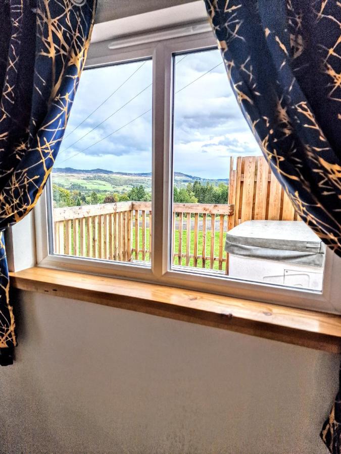Kaoglen Lodge - Fawn Pod - Hot Tub - Dogs - Pitlochry - Luxury Blairgowrie and Rattray Exterior photo
